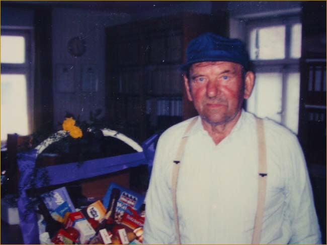 1982 25 J. Dienstjubiläum als Amtsbote v. Bernhard Jans