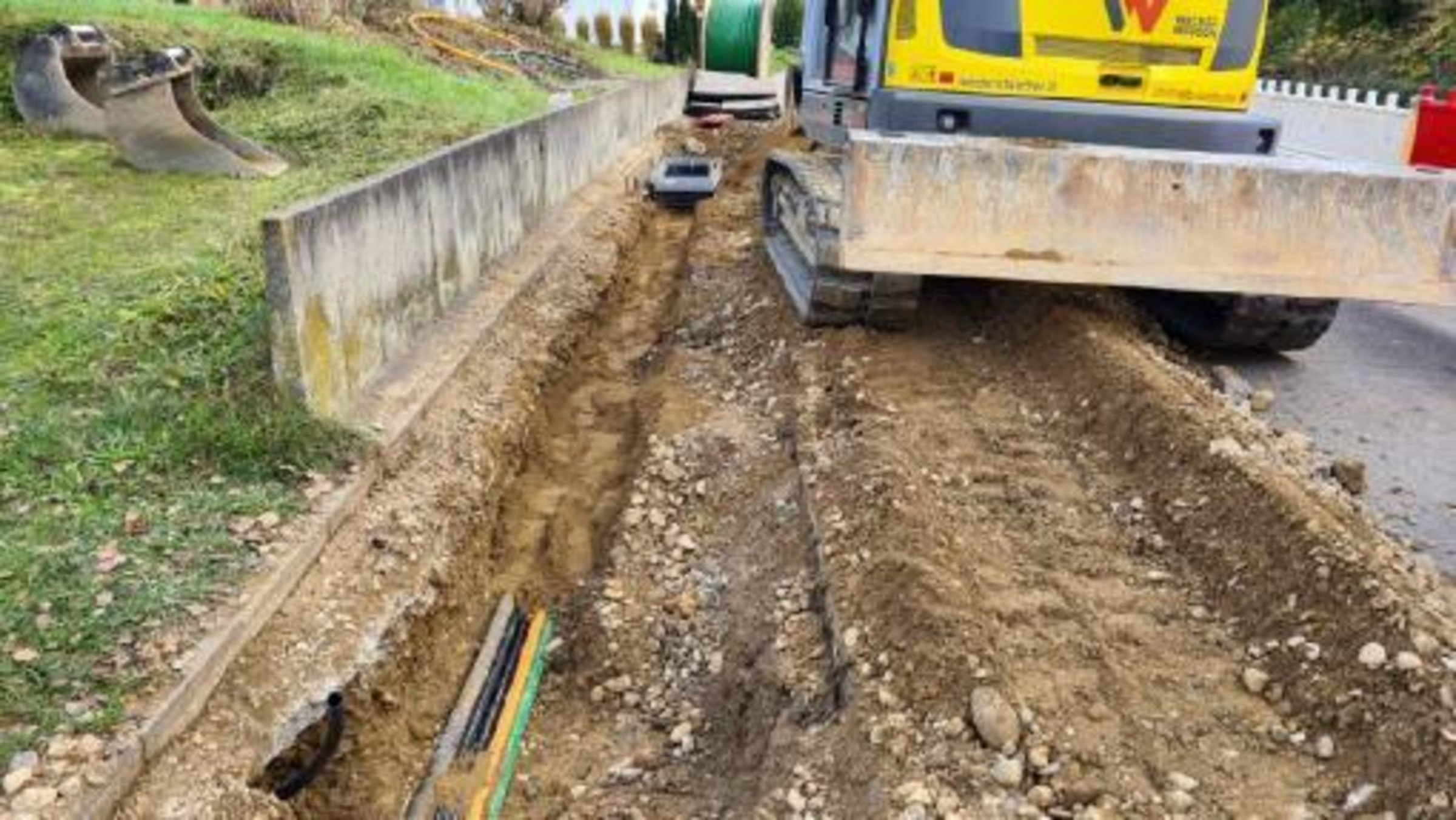 Breitbandhausanschlüssen werden verlegt